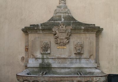 Non à l’eau en bouteilles à Montagnac !
